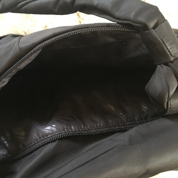 Lululemon Gym Bag - Picture 7 of 11